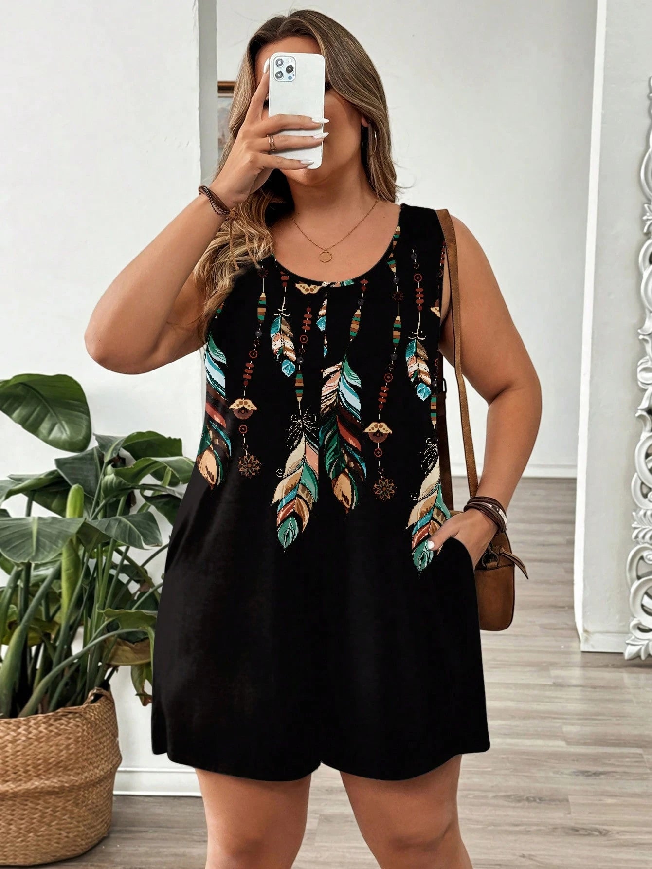 Macaquinho Plus Size Noir Plume