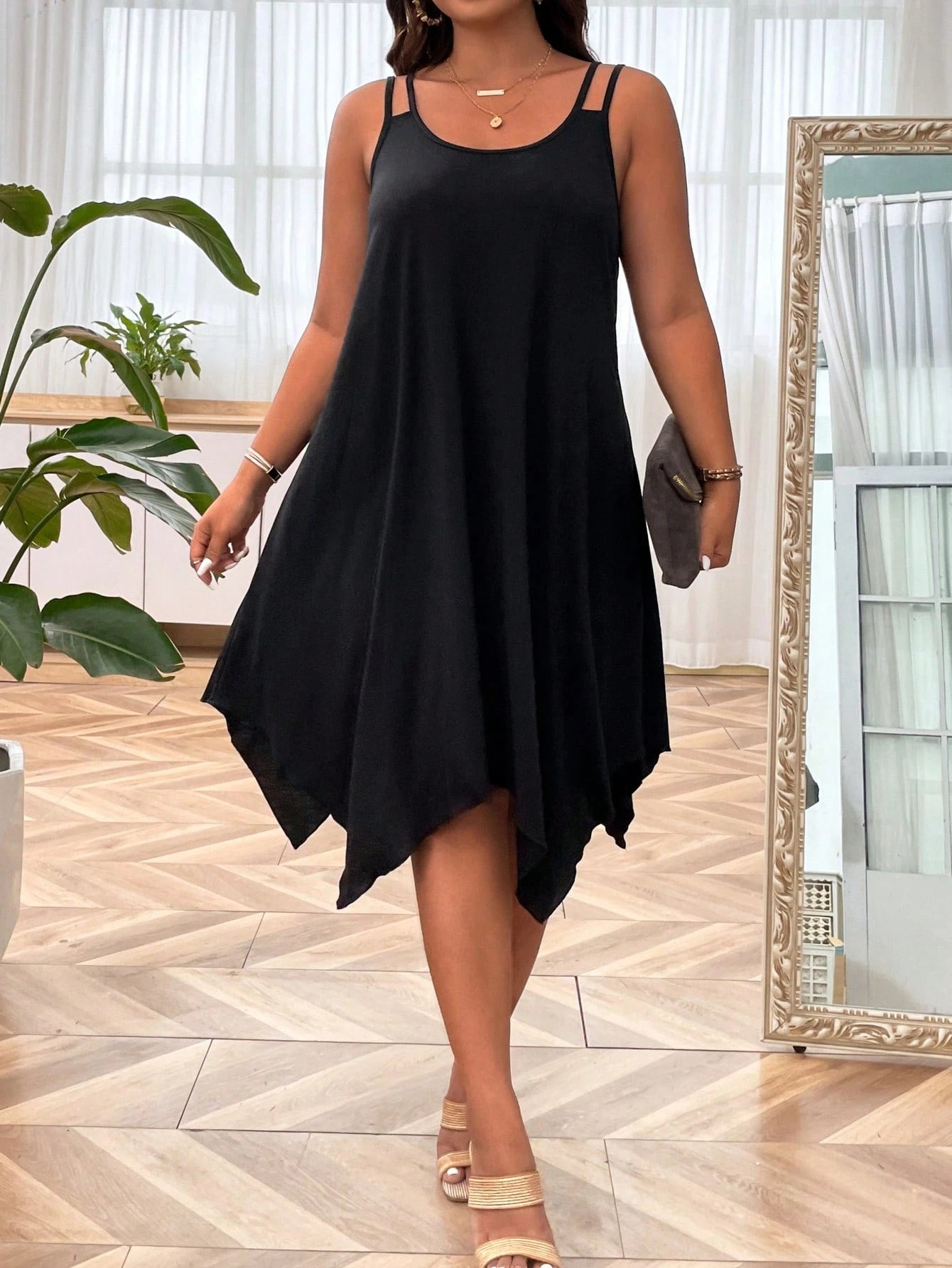 Vestido Plus Size Obsidian Élégance