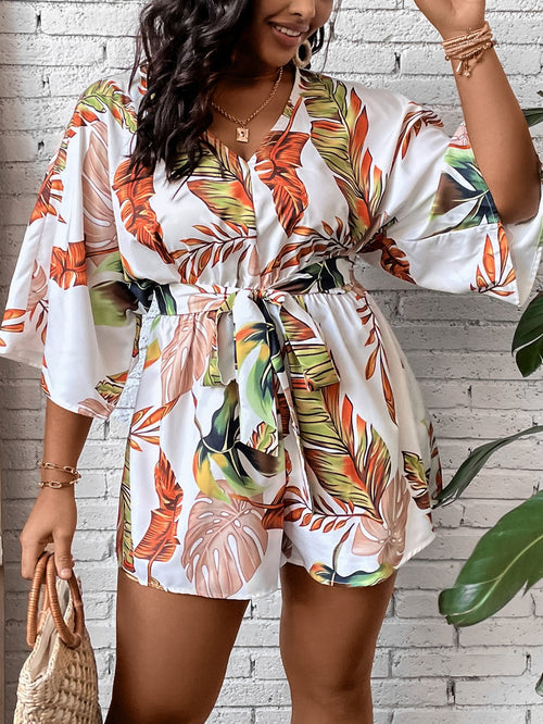 Macacão Tropical Plus Size com Cinto e Manga Ampla