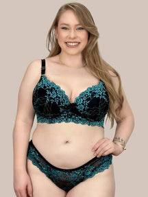 Conjunto Elegância Suprema Plus Size