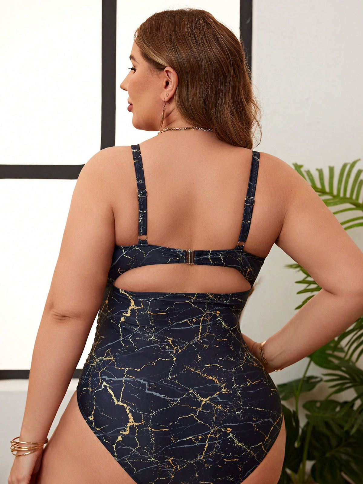 Maiô Plus Size com Estampa de Mármore