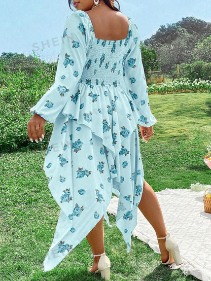 Vestido  Floral Frente Assimétrica Plus Size