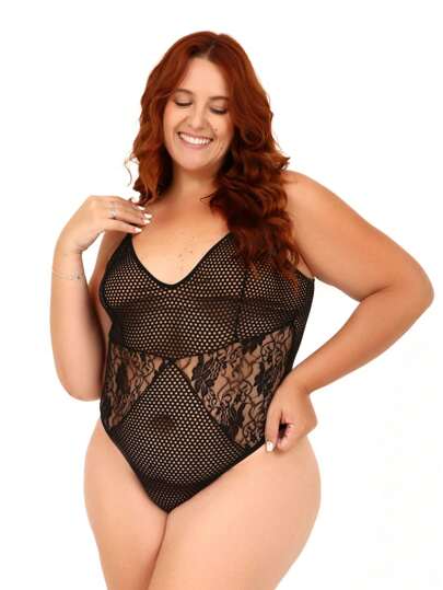 Melô Body Lingerie Plus Size com Arrastão e Renda Sem Bojo