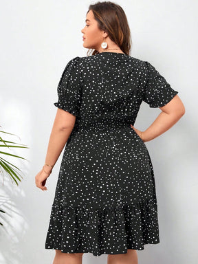 Vestido Plus Size Feminino Decote V Manga Curta