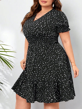 Vestido Plus Size Feminino Decote V Manga Curta