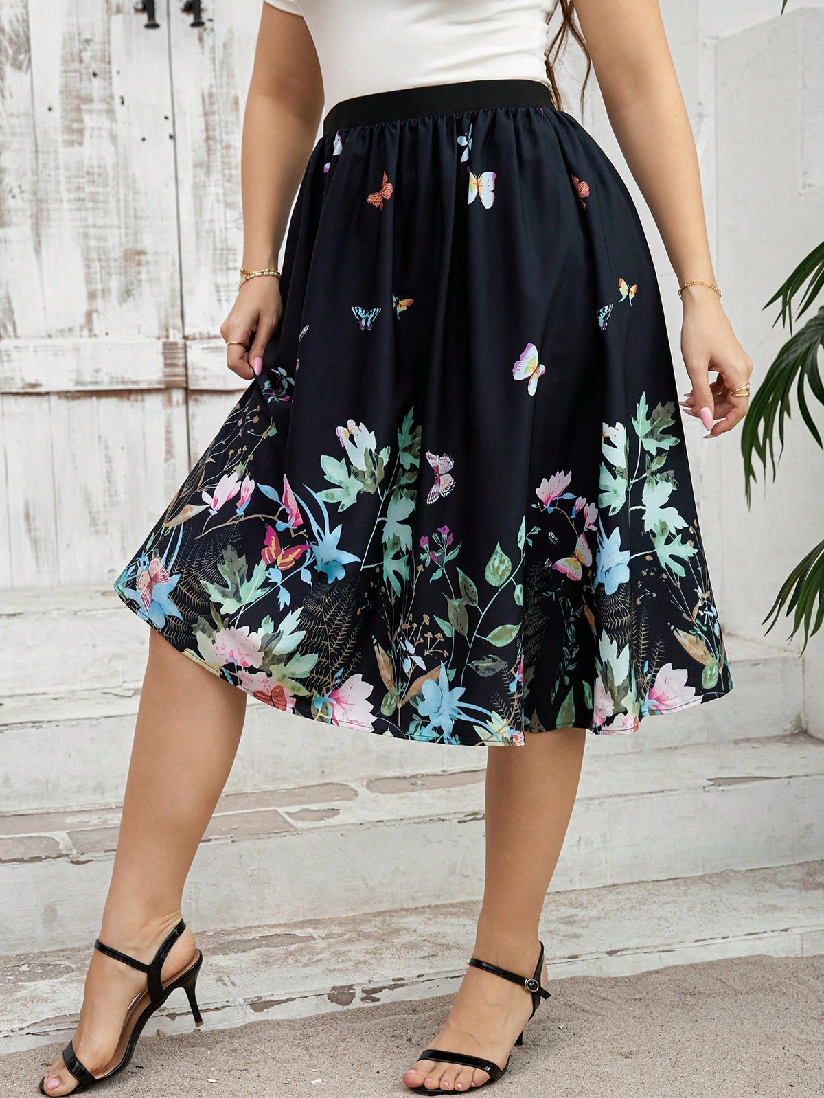 Saia Butterfly Dream Plus Size – Estampa Floral com Borboletas