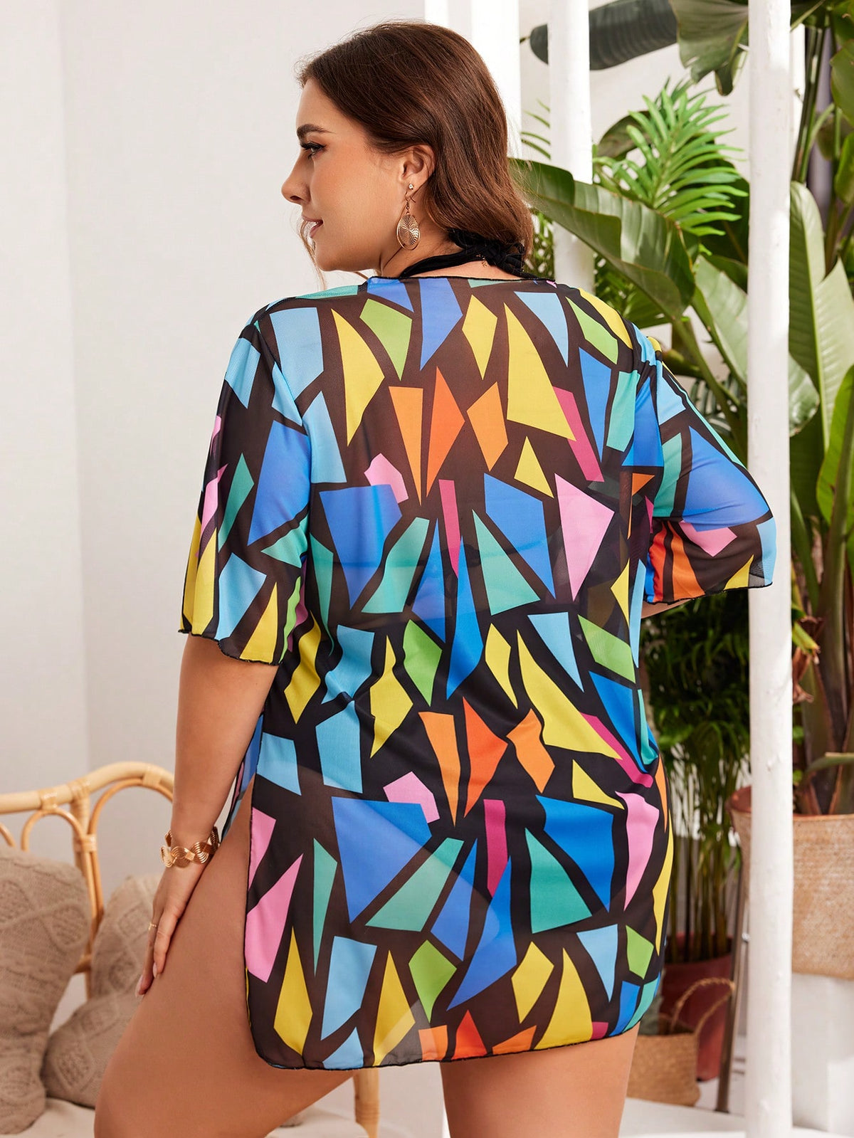 Sunny Escape - Saída de Praia Plus Size Estampada Geométrica