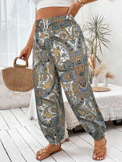 Calça Jogger Plus Size com Estampa Paisley