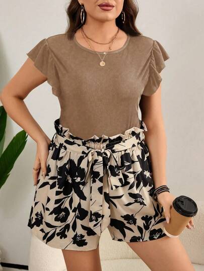 Conjunto Plus Size Casual com Top Manga Esvoaçante e Shorts Estampado – Estilo Elegante e Confortável