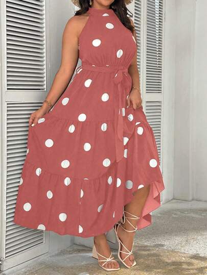 Vestido Plus Size Floral Longo com Cinto e Babados