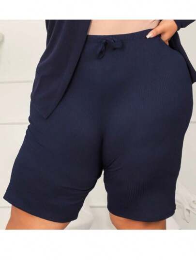 Bermuda Plus Size Malha Canelada – Conforto e Estilo para o Verão