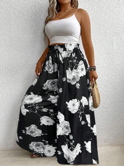 Calça Vacation Prime Plus Size com Cintura Elástica e Franjas Laterais para Férias