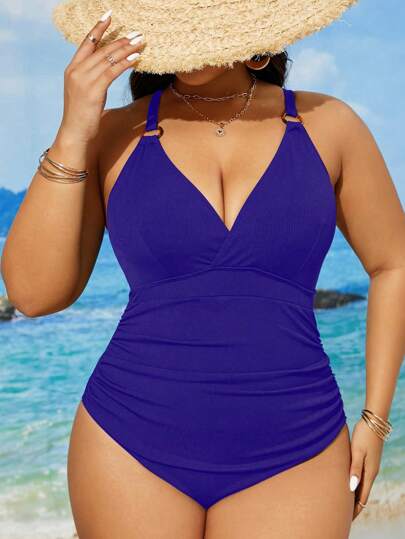 Maiô Plus Size com Estampa Paisley e Tribal – Ideal para Férias de Verão na Praia
