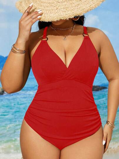 Maiô Plus Size com Estampa Paisley e Tribal – Ideal para Férias de Verão na Praia