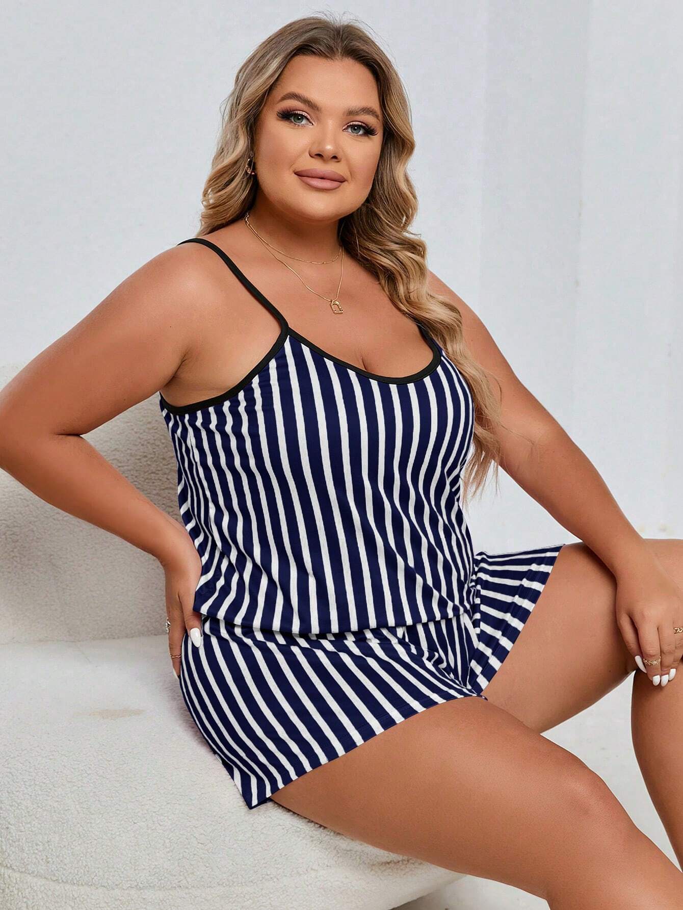 Conjunto de pijama Plus Size Linha Clássica Vertical