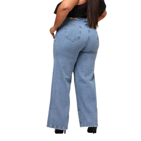 Calça Jeans Plus Size  Azul Claro Rasgadinha