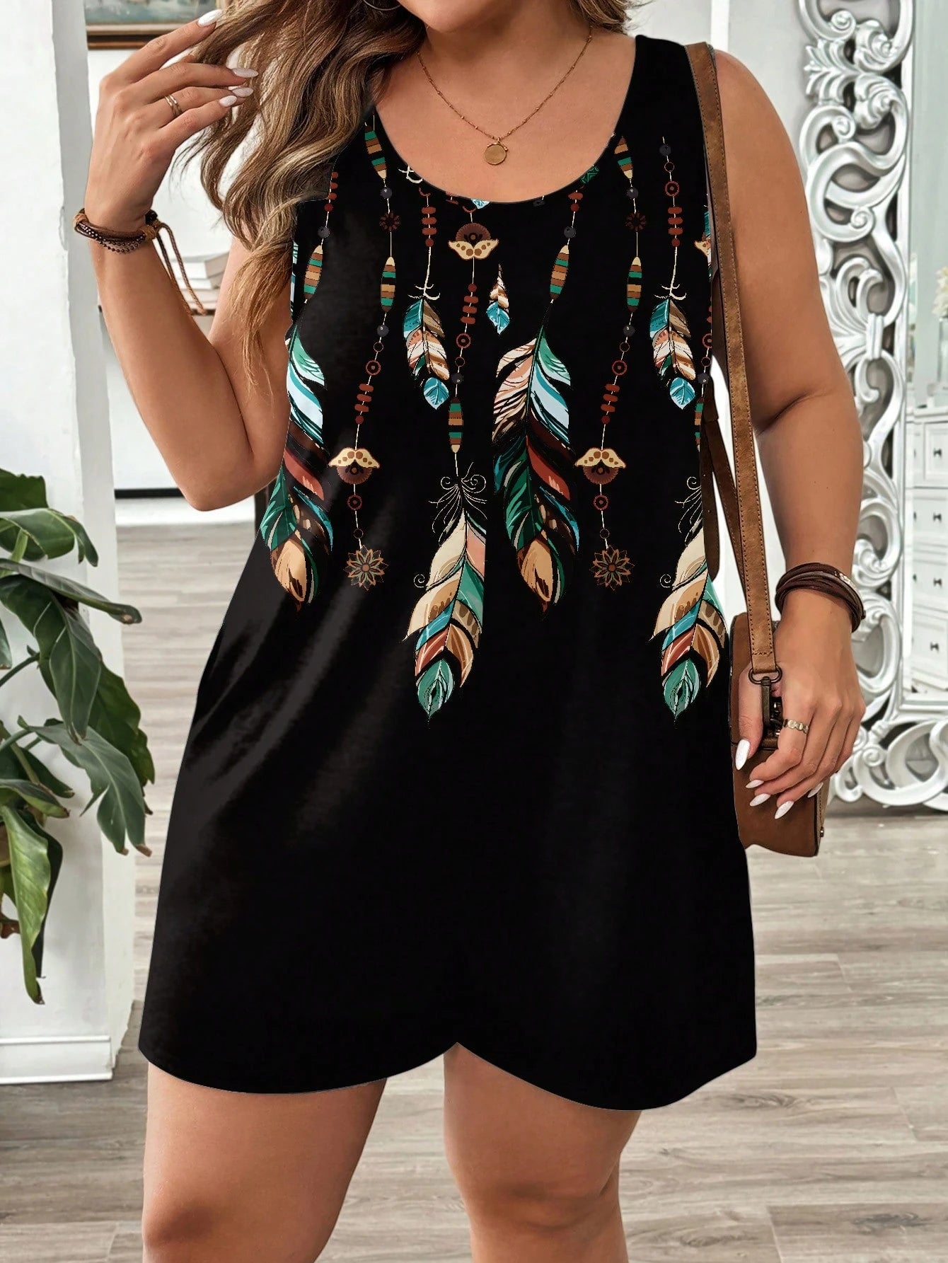 Macaquinho Plus Size Noir Plume