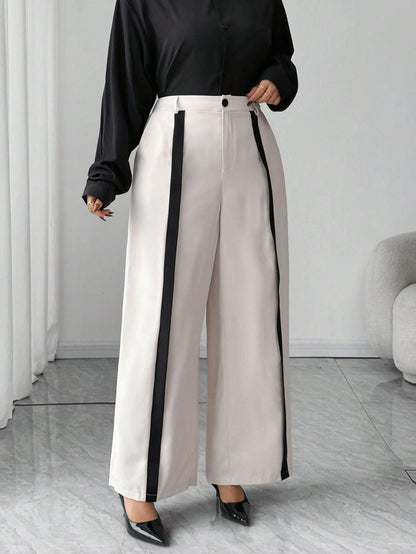 Calça Plus Size Valença Signature