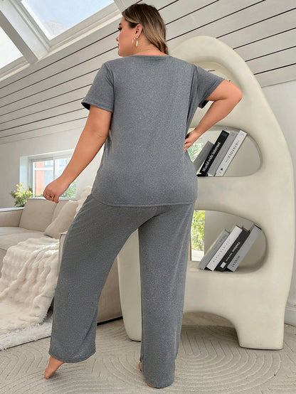 Conjunto de Pijama Plus Size Calm Routine