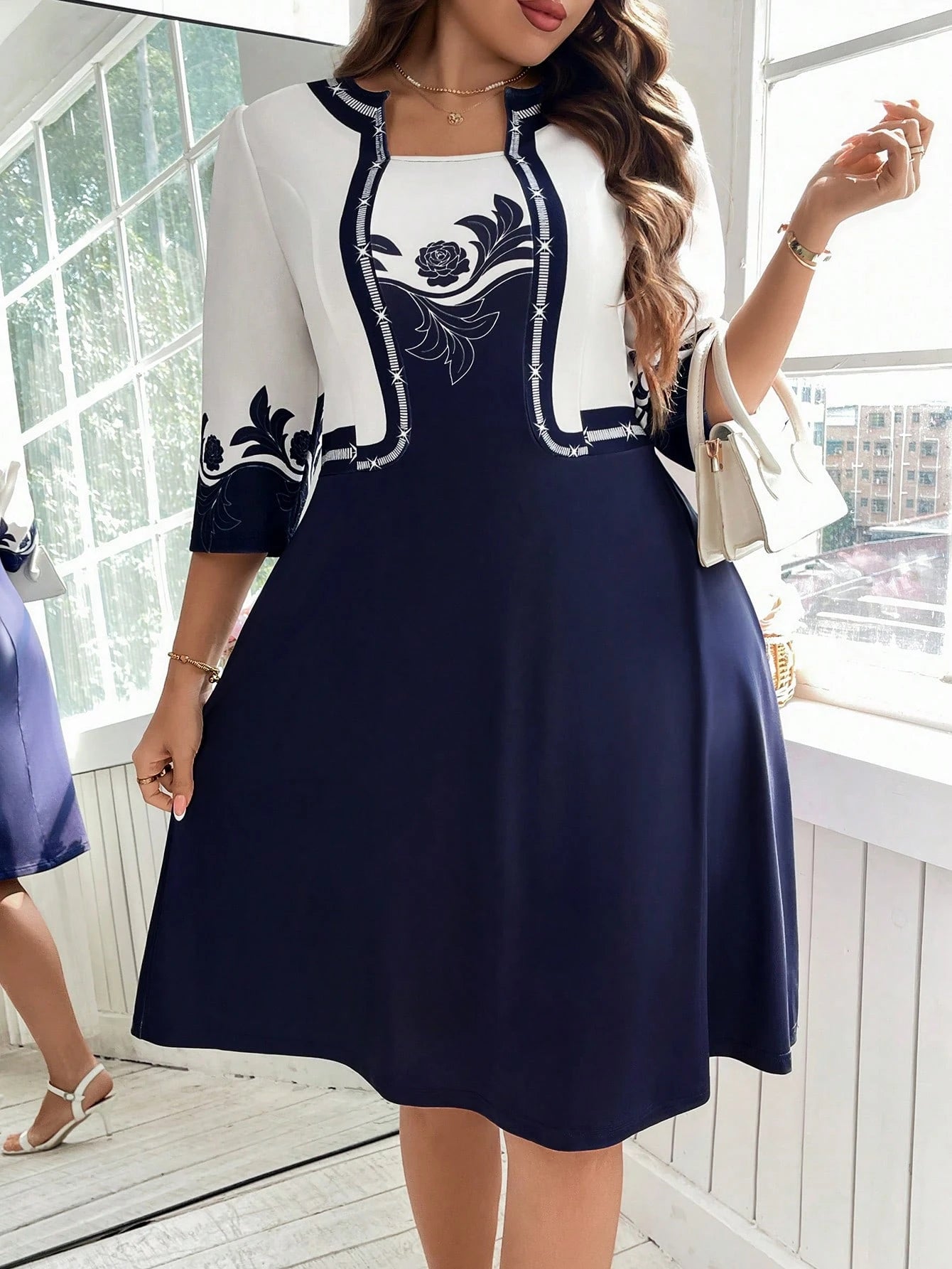 Vestido Plus Size Contraste Élise