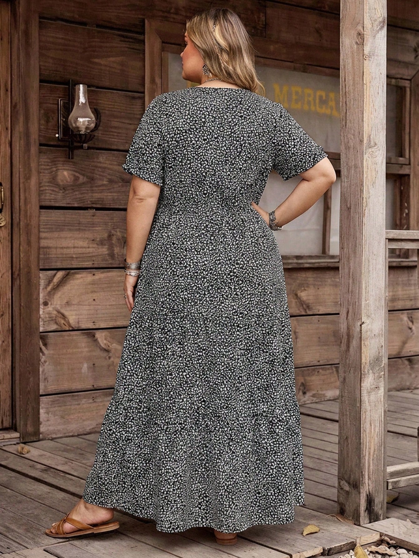 Vestido Plus Size Urban Dots