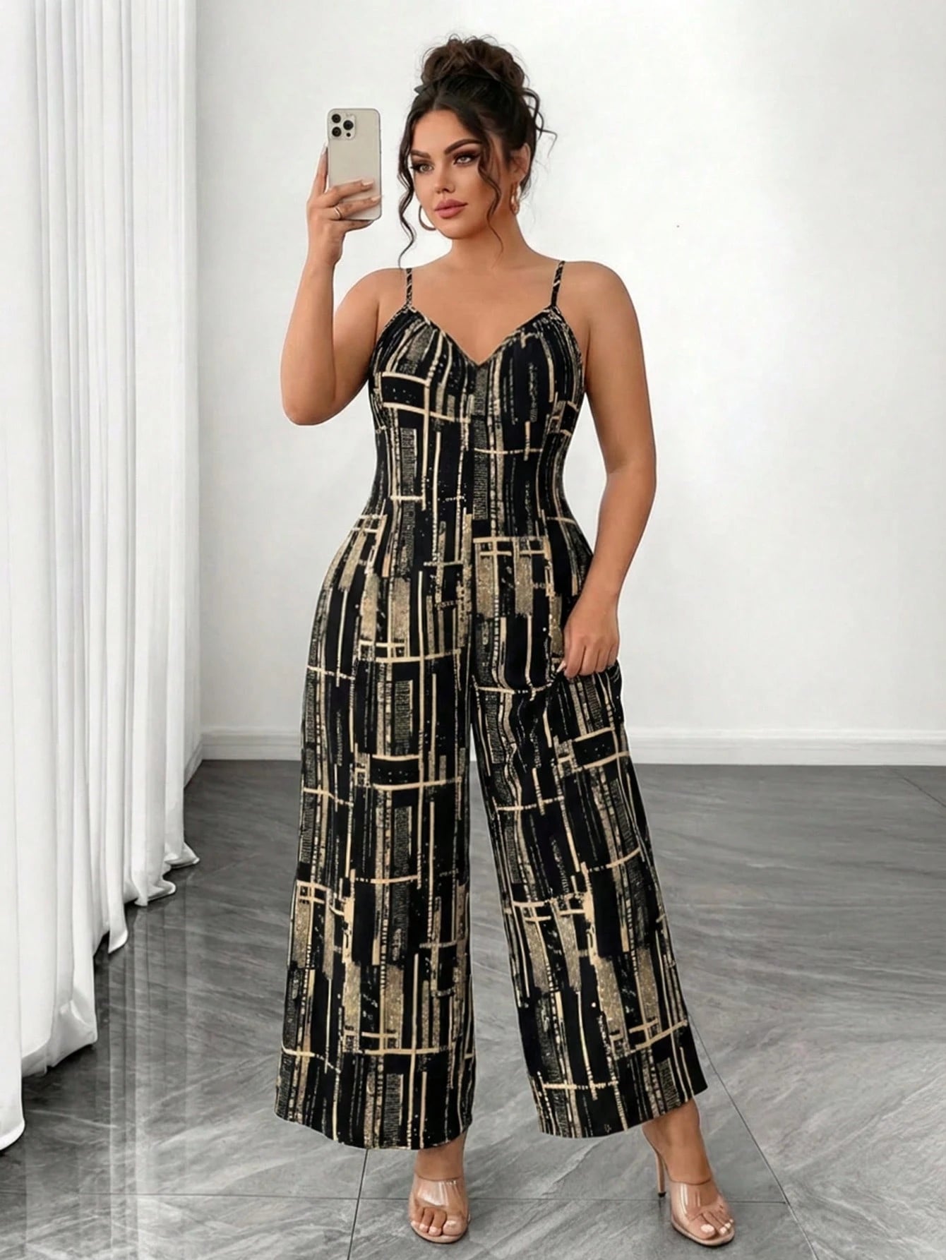 Macacão Plus Size Vértice Eleganza