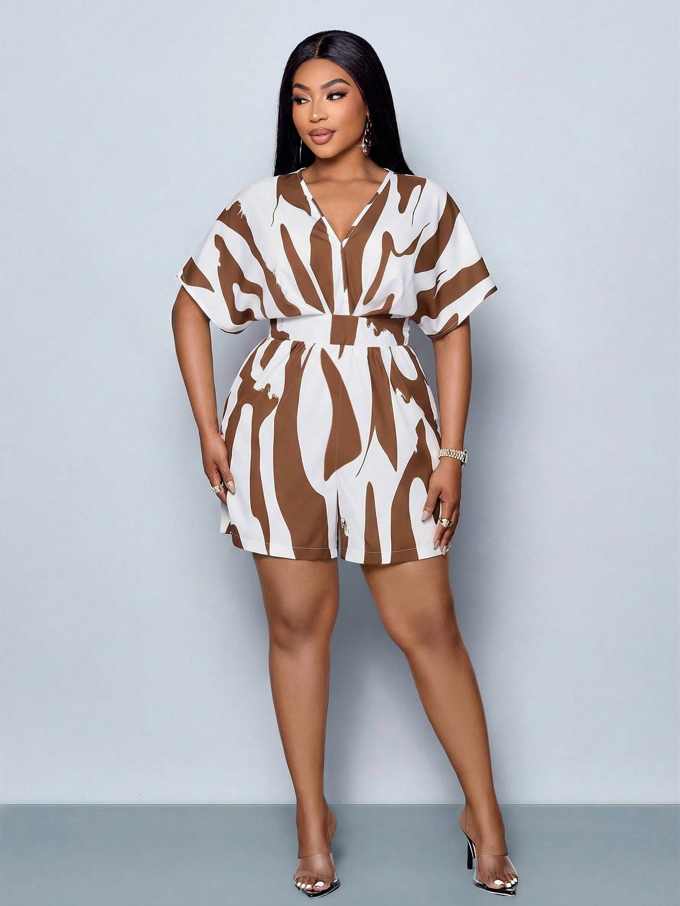 Macaquinho Plus Size Areia Imperial