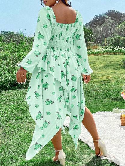 Vestido  Floral Frente Assimétrica Plus Size