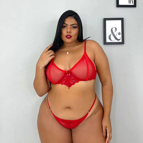 Encanto Noturno Plus Size - Lingerie de Tule e Renda