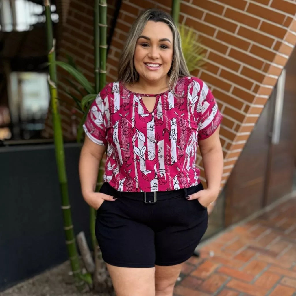 Blusa Plus Size Essência de Elegância