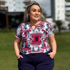 Blusa Plus Size Essência de Elegância