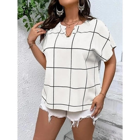 Blusa Plus Branco Encanto – Conforto e Estilo para Todos os Momentos