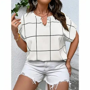 Blusa Plus Branco Encanto – Conforto e Estilo para Todos os Momentos